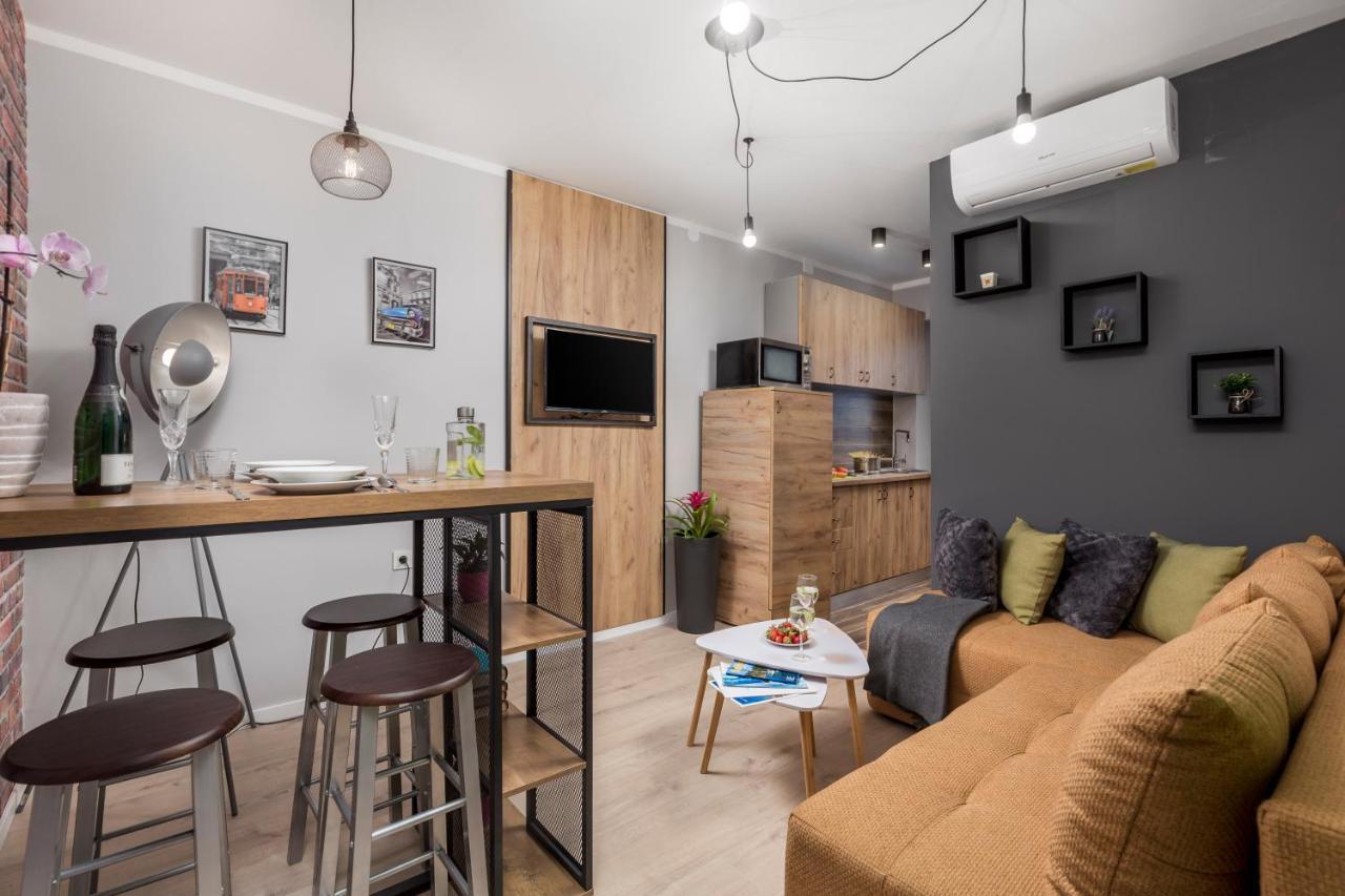 4 Season Apartments 里耶卡 外观 照片